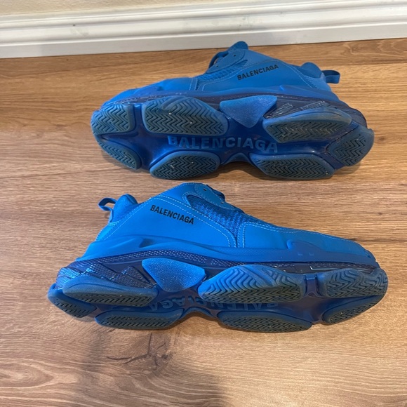 BALENCIAGA triple S indigo blue sneaker double foam and mesh - Picture 8 of 8